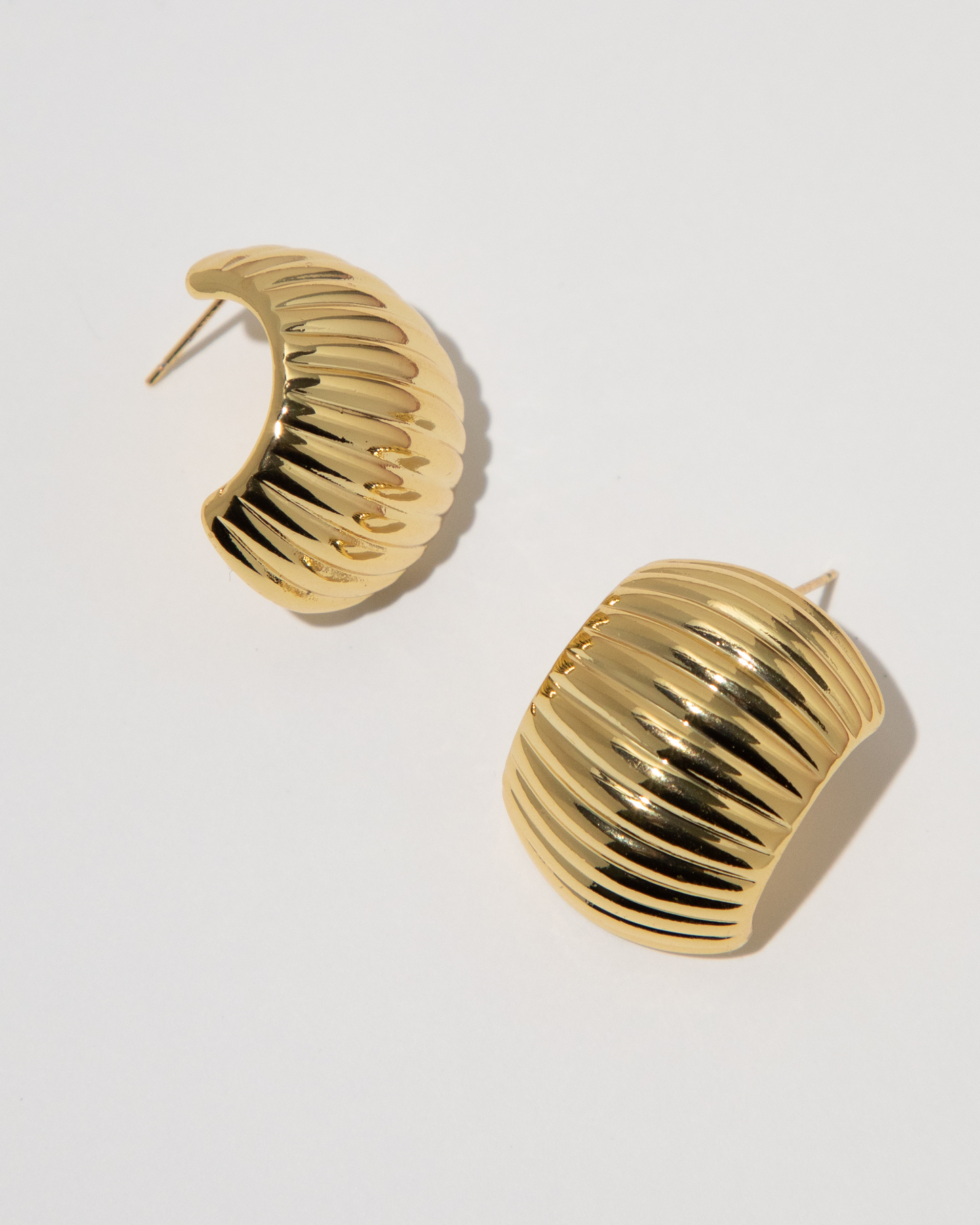 Chunky Ribbed Hoops